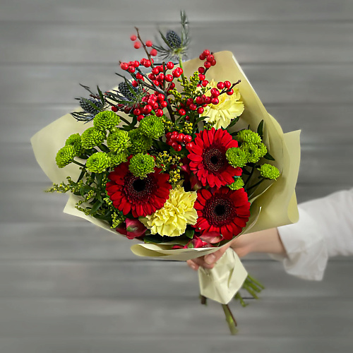 

БУКЕТ МАРКЕТ ДАРИТЕ С УДОВОЛЬСТВИЕМ Букет из хризантем, гербер и илекса, Букет из хризантем, гербер и илекса
