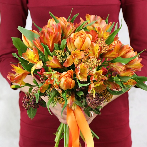 

БУКЕТ МАРКЕТ ДАРИТЕ С УДОВОЛЬСТВИЕМ Букет из альстромерий, тюльпанов, фрезий и ахилей, Букет из альстромерий, тюльпанов, фрезий и ахилей