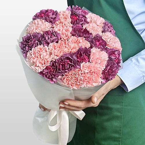 

STUDIO FLORISTIC Букет из розовых и фиолетовых Гвоздик 25 шт «Эхо Заката», Букет из розовых и фиолетовых Гвоздик 25 шт «Эхо Заката»