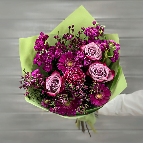 

БУКЕТ МАРКЕТ ДАРИТЕ С УДОВОЛЬСТВИЕМ Букет из гербер, роз, маттиол и хамелациума, Букет из гербер, роз, маттиол и хамелациума