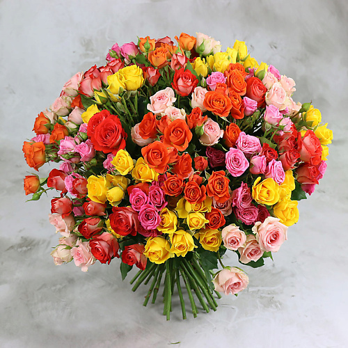 

БУКЕТ МАРКЕТ ДАРИТЕ С УДОВОЛЬСТВИЕМ Букет из 51 разноцветной кустовой розы, Букет из 51 разноцветной кустовой розы