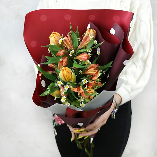 

БУКЕТ МАРКЕТ ДАРИТЕ С УДОВОЛЬСТВИЕМ Букет из тюльпанов, альстромерий и ромашки, Букет из тюльпанов, альстромерий и ромашки