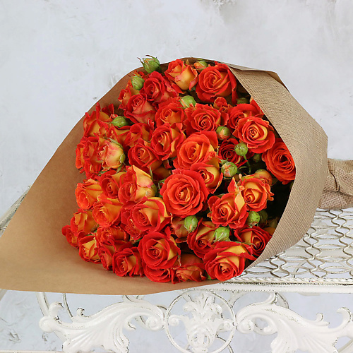 

БУКЕТ МАРКЕТ ДАРИТЕ С УДОВОЛЬСТВИЕМ Букет из 15 желто-оранжевых кустовых роз в крафте, Букет из 15 желто-оранжевых кустовых роз в крафте