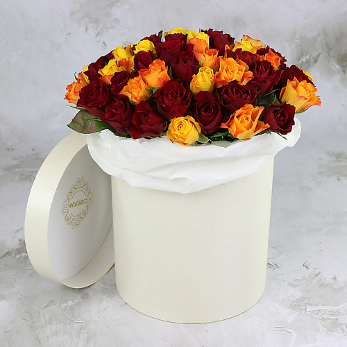 

БУКЕТ МАРКЕТ ДАРИТЕ С УДОВОЛЬСТВИЕМ 51 желтая и красная роза в шляпной коробке, Кения, 51 желтая и красная роза в шляпной коробке, Кения
