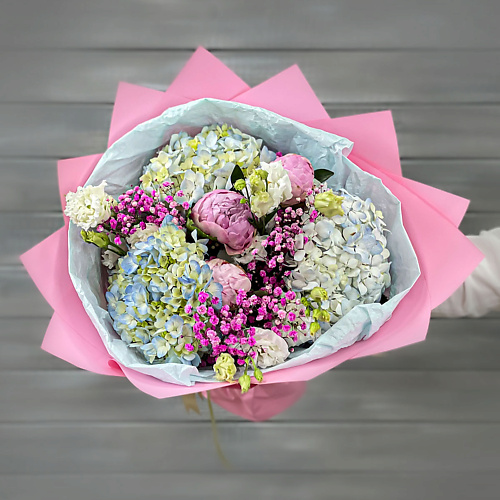 

БУКЕТ МАРКЕТ ДАРИТЕ С УДОВОЛЬСТВИЕМ Букет из гортензий, пионов и лизиантусов, Букет из гортензий, пионов и лизиантусов