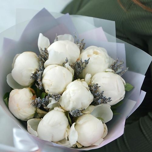 

БУКЕТ МАРКЕТ ДАРИТЕ С УДОВОЛЬСТВИЕМ Букет из 9 белых пионов с лавандой, Букет из 9 белых пионов с лавандой