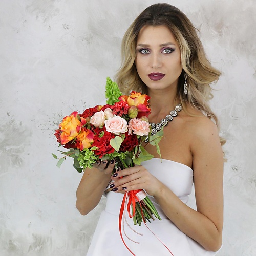 

БУКЕТ МАРКЕТ ДАРИТЕ С УДОВОЛЬСТВИЕМ Букет невесты из роз, гвоздик и бовардии, Букет невесты из роз, гвоздик и бовардии