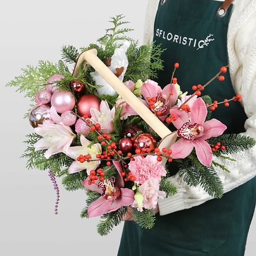 

STUDIO FLORISTIC Новогодняя композиция из Нобилиса в ящике «Цветущий мороз», Новогодняя композиция из Нобилиса в ящике «Цветущий мороз»