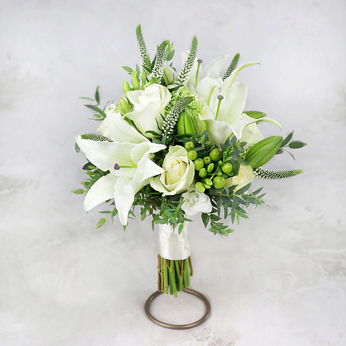 

БУКЕТ МАРКЕТ ДАРИТЕ С УДОВОЛЬСТВИЕМ Букет невесты из лилий и роз, Букет невесты из лилий и роз