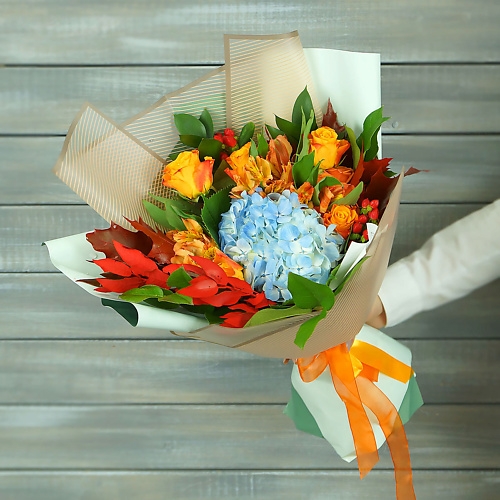 

БУКЕТ МАРКЕТ ДАРИТЕ С УДОВОЛЬСТВИЕМ Букет из роз, альстромерий и гортензии, Букет из роз, альстромерий и гортензии