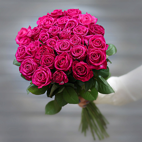 

БУКЕТ МАРКЕТ ДАРИТЕ С УДОВОЛЬСТВИЕМ Букет из 29 малиновых роз (Россия) с лентой 60 см, Букет из 29 малиновых роз (Россия) с лентой 60 см