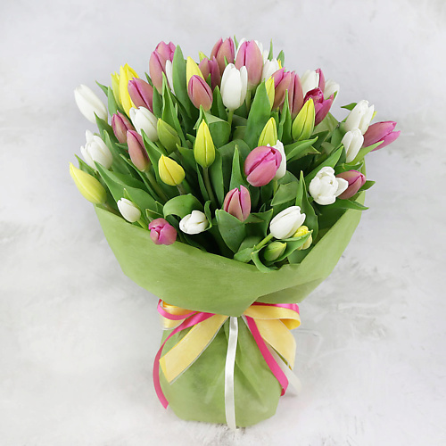 

БУКЕТ МАРКЕТ ДАРИТЕ С УДОВОЛЬСТВИЕМ Букет из 51 разноцветных тюльпанов в фетре, Букет из 51 разноцветных тюльпанов в фетре