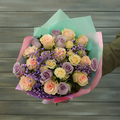 

БУКЕТ МАРКЕТ ДАРИТЕ С УДОВОЛЬСТВИЕМ Букет из роз и гипсофилы, Букет из роз и гипсофилы