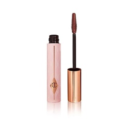 Из-за рубежа CHARLOTTE TILBURY