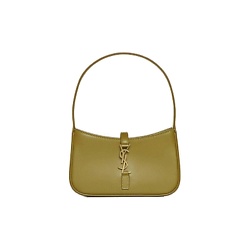 Из-за рубежа YVES SAINT LAURENT