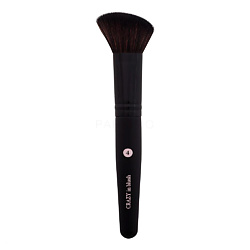Кисть для нанесения румян Crazy In Blush
