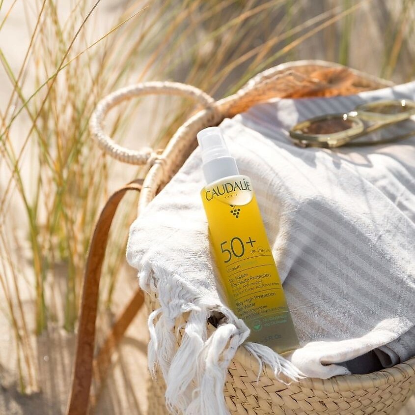 CAUDALIE Вода-спрей для лица, тела и волос Солнцезащитная SPF 50+ Vinosun Protect – фото 4