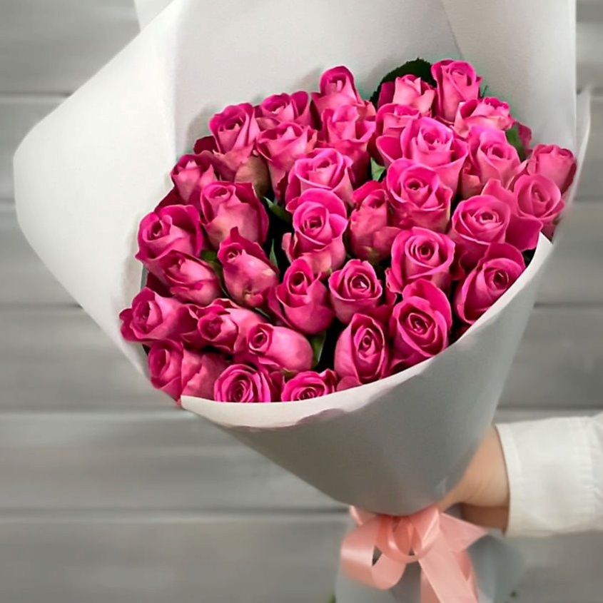 Изображение товара BUКET из 33 розовых роз длиной 40 см от Букет Маркет