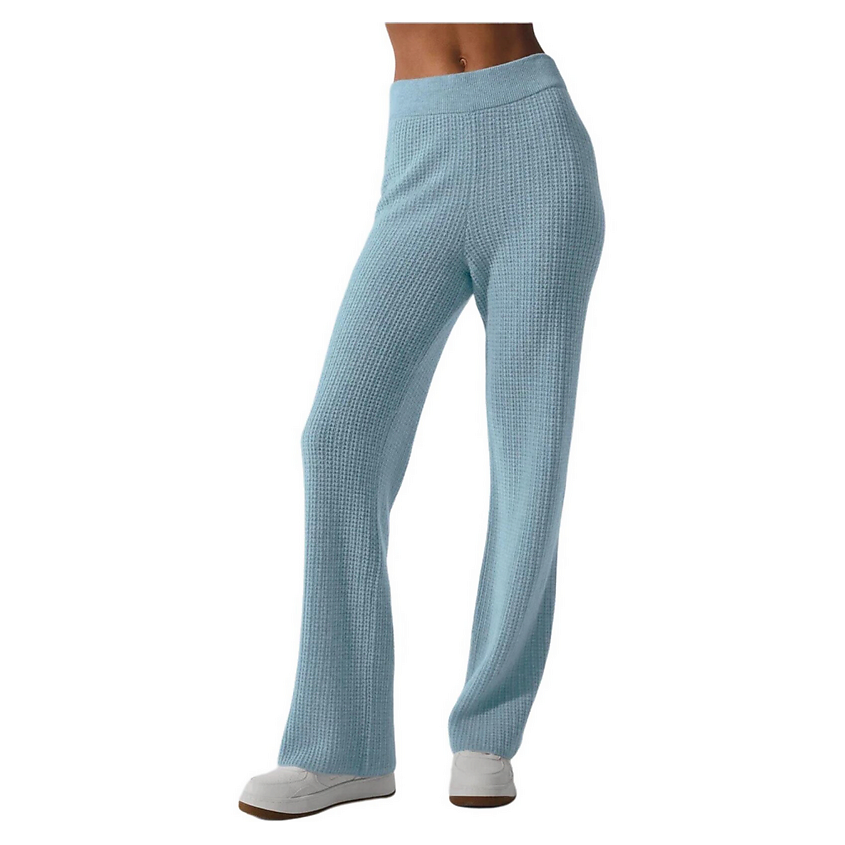 Изображение товара ALO YOGA Кашемировые брюки Cashmere High-Waist Plush Waffle Pant, Размер: M, Цвет: Голубой