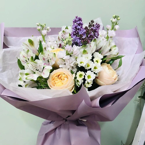 

ILE DE FLEURS Нежный букет c маттиолой, Нежный букет c маттиолой