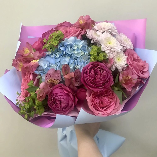 

ILE DE FLEURS Пионовидные розы и гортензия, Пионовидные розы и гортензия