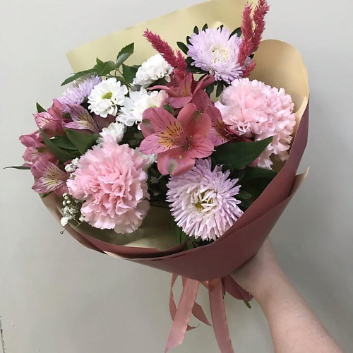 

ILE DE FLEURS Букет компомент из альстромерии и гвоздики. Букет без роз, Букет компомент из альстромерии и гвоздики. Букет без роз