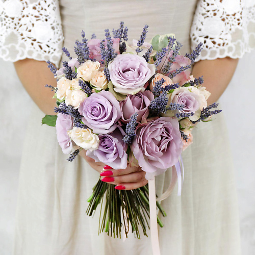 

БУКЕТ МАРКЕТ ДАРИТЕ С УДОВОЛЬСТВИЕМ Букет из роз и лаванды, Букет из роз и лаванды