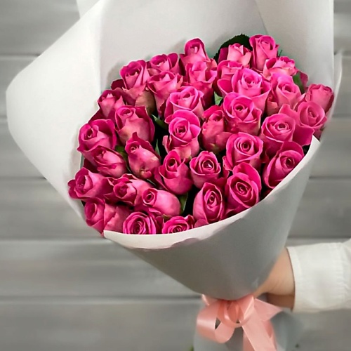 

БУКЕТ МАРКЕТ ДАРИТЕ С УДОВОЛЬСТВИЕМ Букет из 39 розовых роз в упаковке Кения 40 см., Букет из 39 розовых роз в упаковке Кения 40 см.