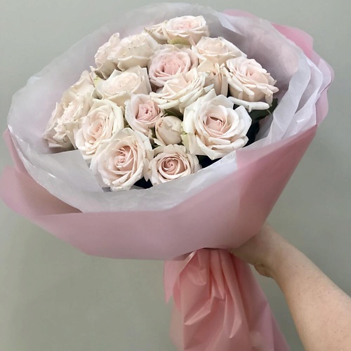 

ILE DE FLEURS Кустовые розы 7 шт, Кустовые розы 7 шт