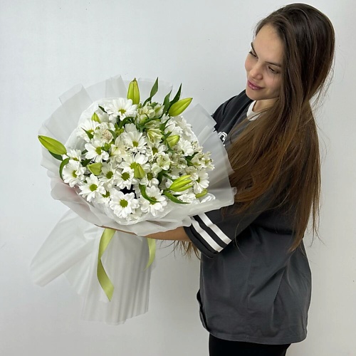 

FLOWER DANCE Букет из лилии и ромашки, Букет из лилии и ромашки