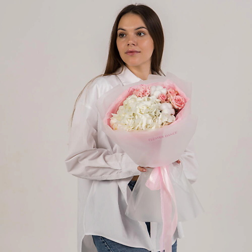 

FLOWER DANCE Кустовые розы и гортензии, Кустовые розы и гортензии