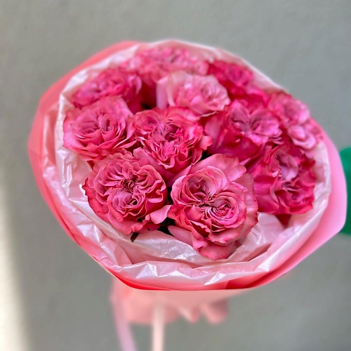 

FLORES 11 розовых пионовидных роз COUNTRY BLUES в нежной упаковке, 11 розовых пионовидных роз COUNTRY BLUES в нежной упаковке