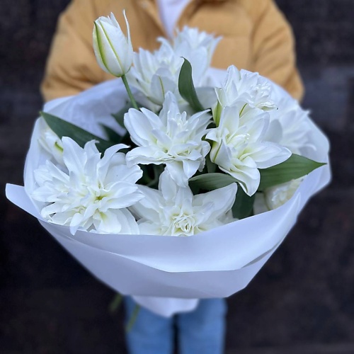 

LE BOUQUET Букет из 3 веток пионовидных лилий, Букет из 3 веток пионовидных лилий