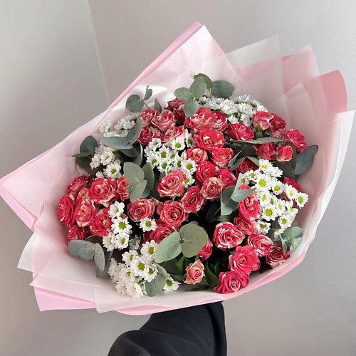 

FLORES Яркий пышный букет с кустовой розой и милыми ромашками сантини, Яркий пышный букет с кустовой розой и милыми ромашками сантини
