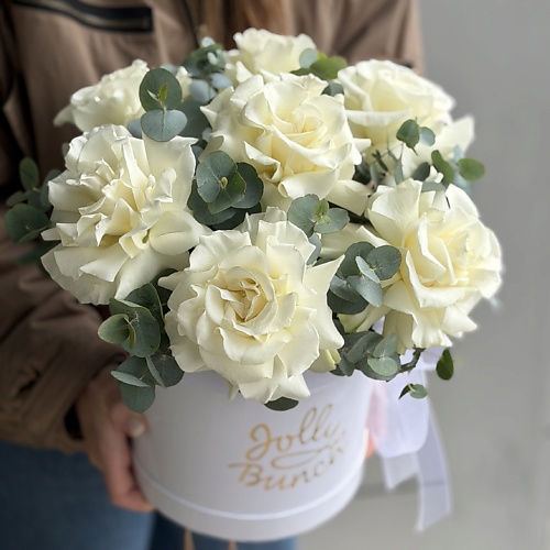 

JOLLY BUNCH Белые французские розы в коробке с эвкалиптом | букет в шляпной коробке, Белые французские розы в коробке с эвкалиптом | букет в шляпной коробке