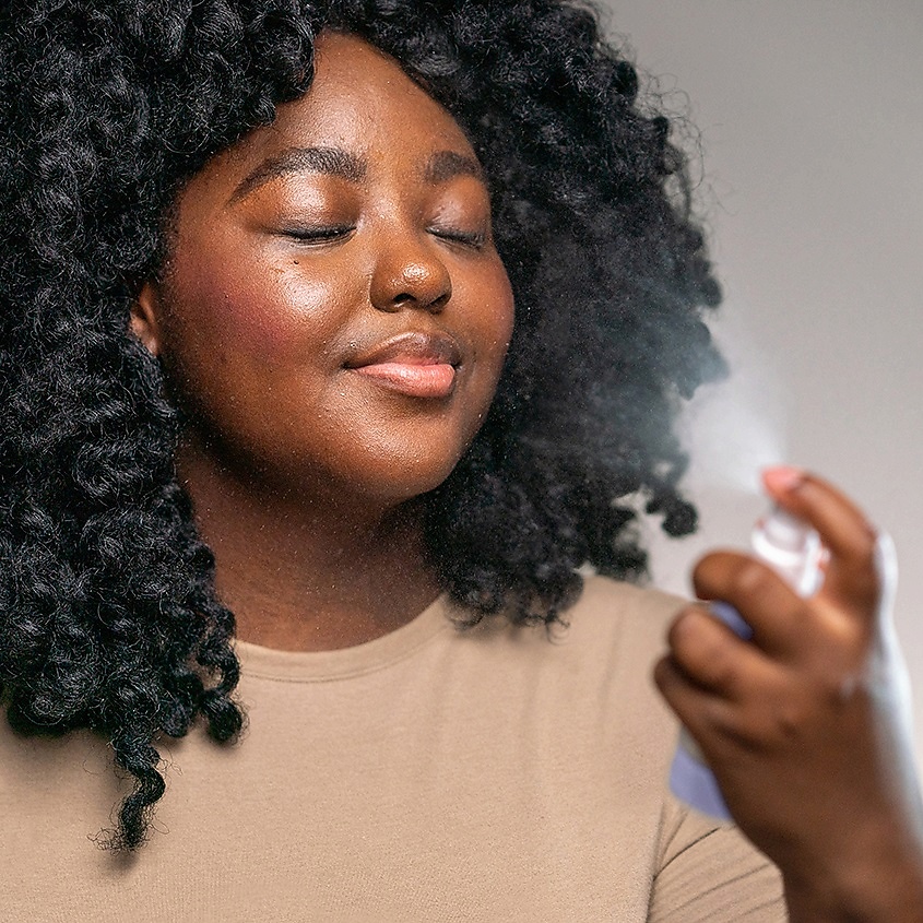 MARIO BADESCU Спрей для лица с экстрактом алоэ ромашки и лаванды Facial Spray With Aloe Chamomile And Lavender – фото 4