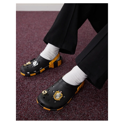Кроксы Harry Potter Unisex Clogs mit „Hufflepuff“