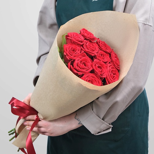 Букет живых цветов STUDIO FLORISTIC Букет красных Роз 11 шт «Манящей»