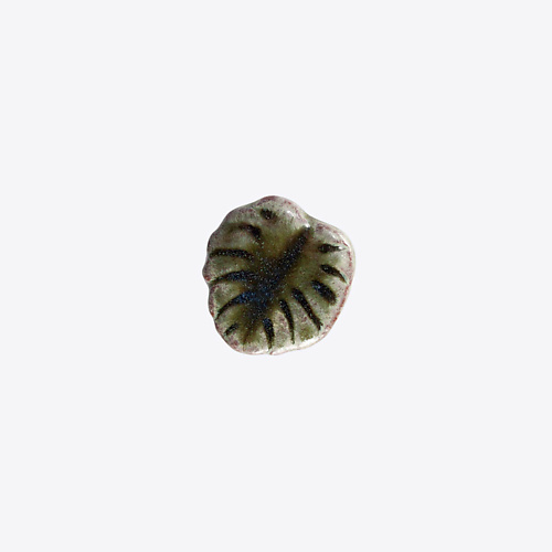 Брошь LA PALME ARTISAN CERAMICA Брошь-значок из керамики Монстера