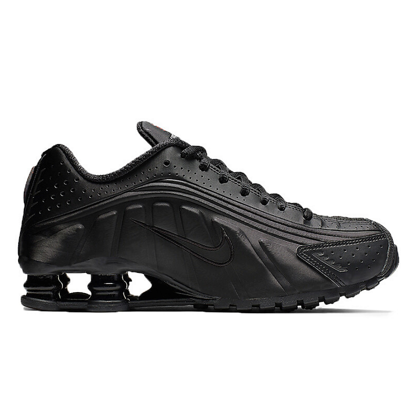 Изображение товара NIKE Кроссовки женские Shox R4 Black, цвет: Черный, размер: 38.5