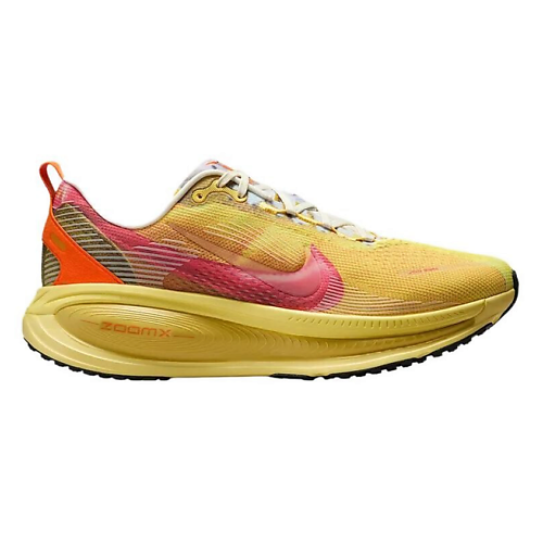 NIKE Беговые кроссовки мужские Vomero 18