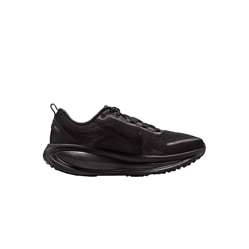 NIKE Беговые кроссовки женские Vomero 18