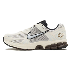 Беговые кроссовки женские Air Zoom Vomero 5 Phantom