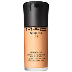 Тональная основа Studio Fix Fluid 15 SPF Foundation and Oil Control