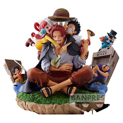 Фигурка One Piece Red-Haired Songstress