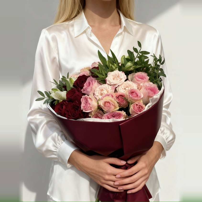Изображение товара ВОРНИКОВ - БУКЕТЫ Букет цветов Малиновый рассвет, 30х40 см