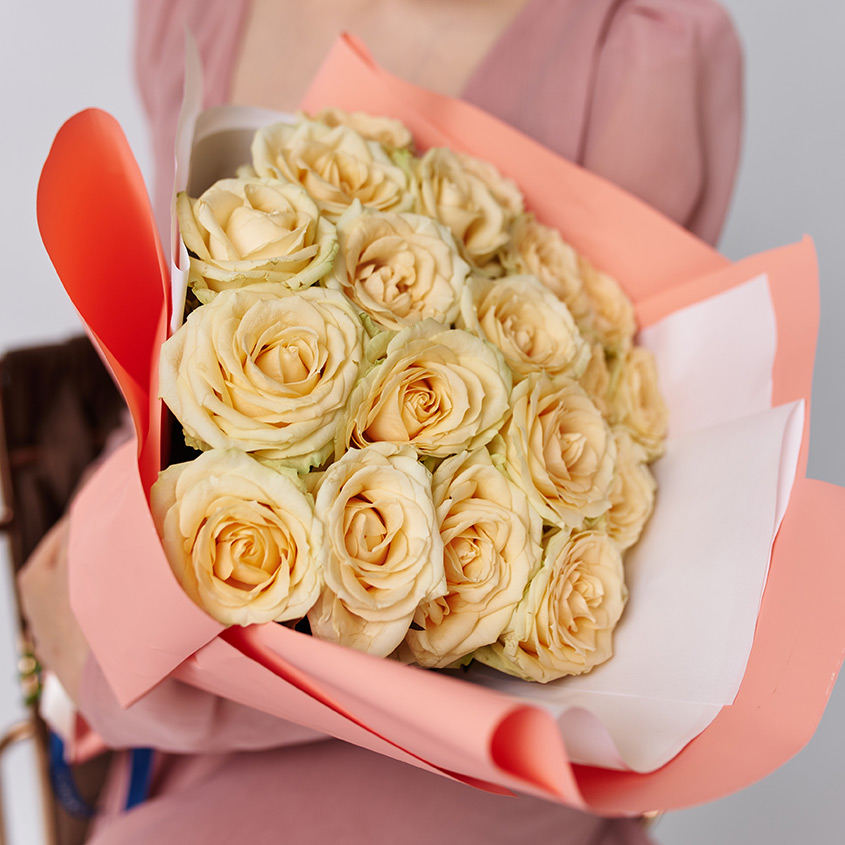 

LetuFlowers Золотистый мед в упаковке