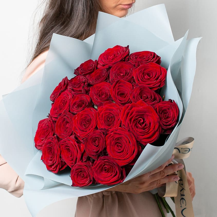 

Л'Этуаль Flowers Букет из бордовых роз 25 шт.