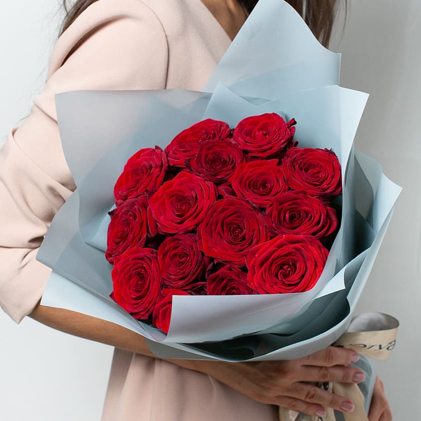 LetuFlowers Букет из бордовых роз 15 шт.