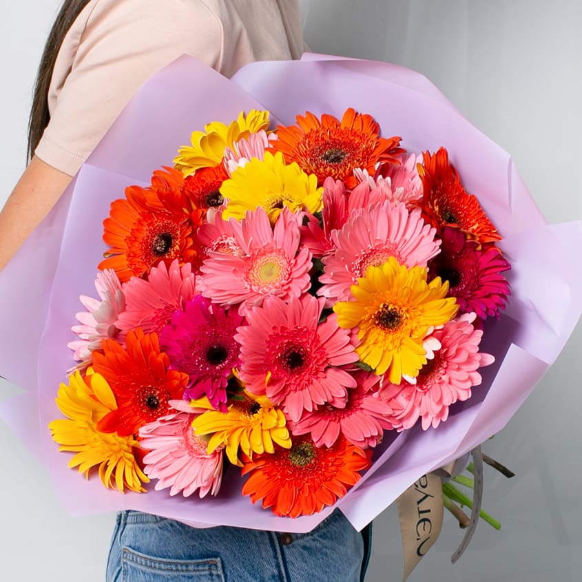 

Л'Этуаль Flowers Букет разноцветных Гербер 25 шт.